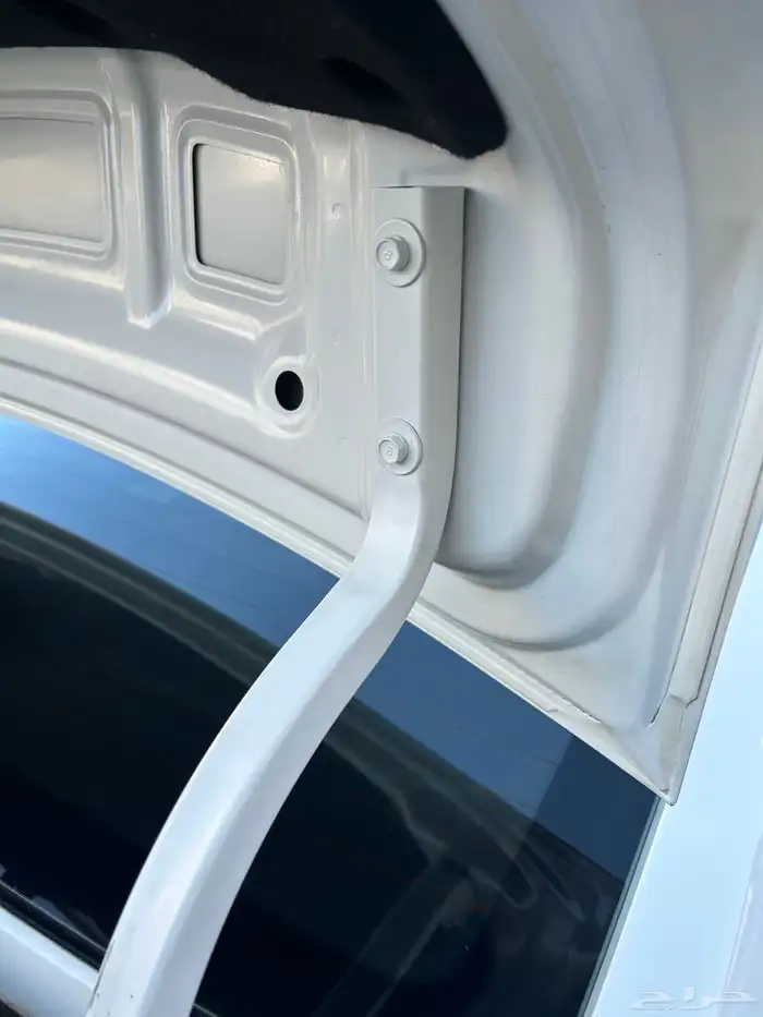 للبيع اكسنت مكينة كبير 1.6 نص فل على شرط 22