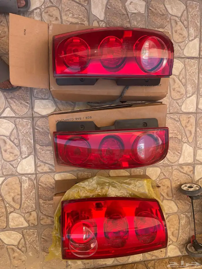 قطع غيار اصطابات يمين ويسار يوكن وكويلات كامري 2