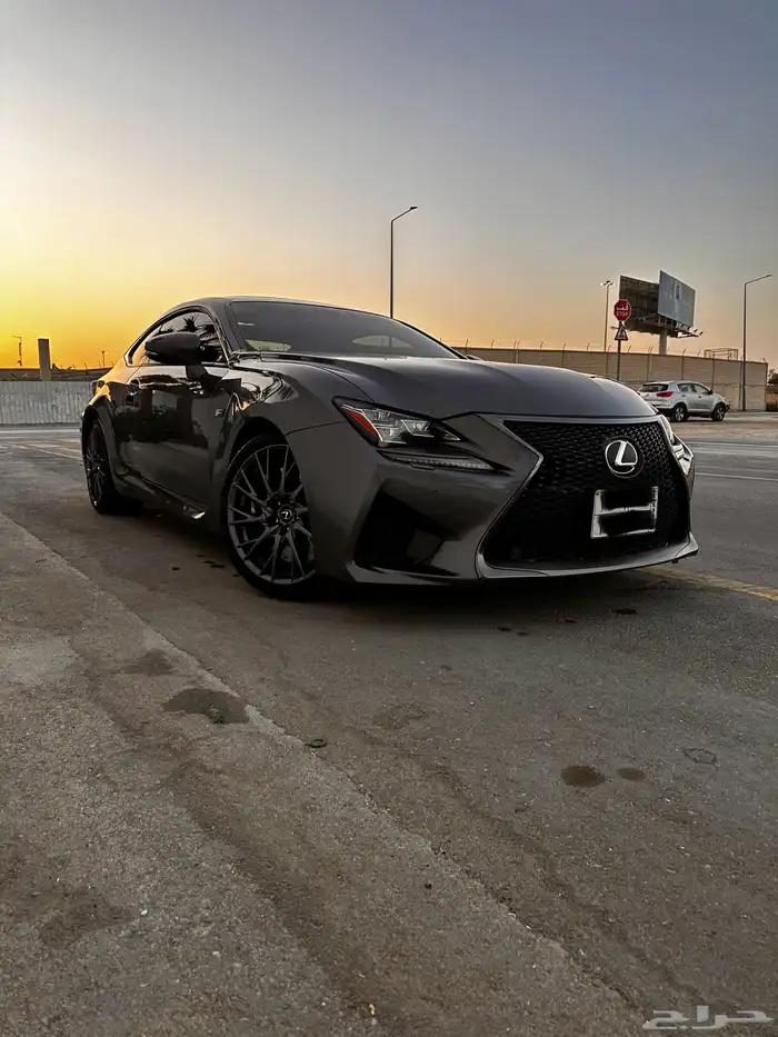 LEXUS RC F V8 2016 27