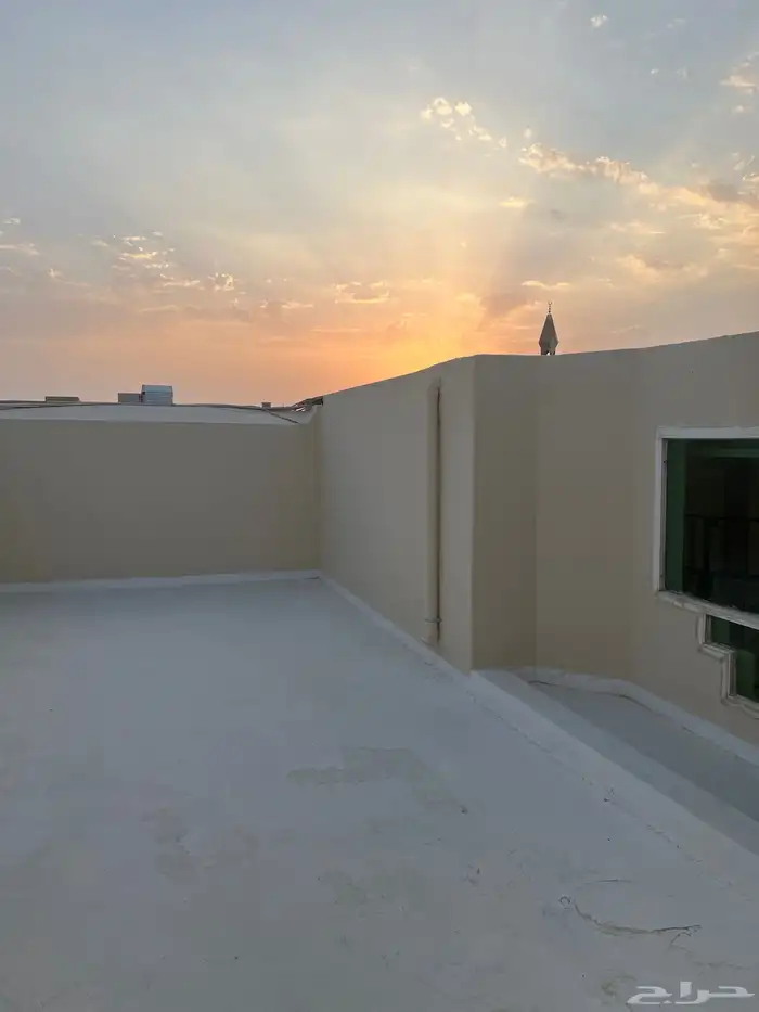 شقه دورين للايجار بحي القدس 14