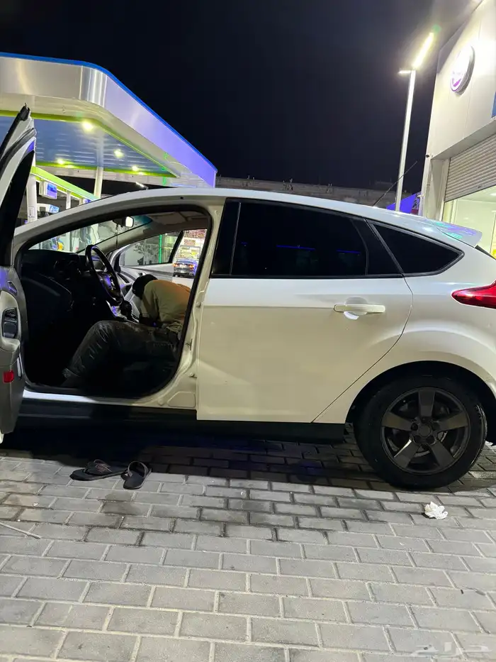 فورد فوكس 2014 5