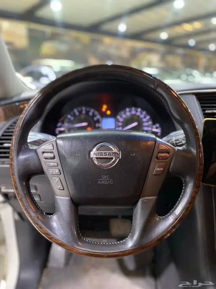 نيسان باترول بلاتينيوم 2015 12