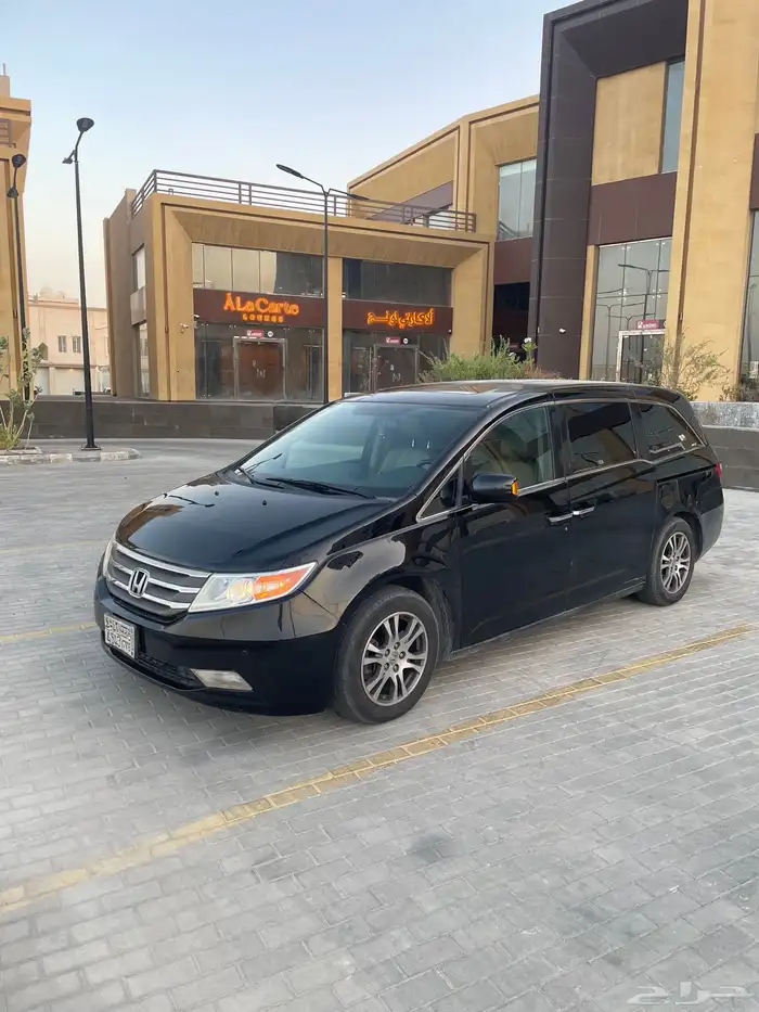 للبيع هواندا اوديسي 2013 فل كامل نضيفه 3