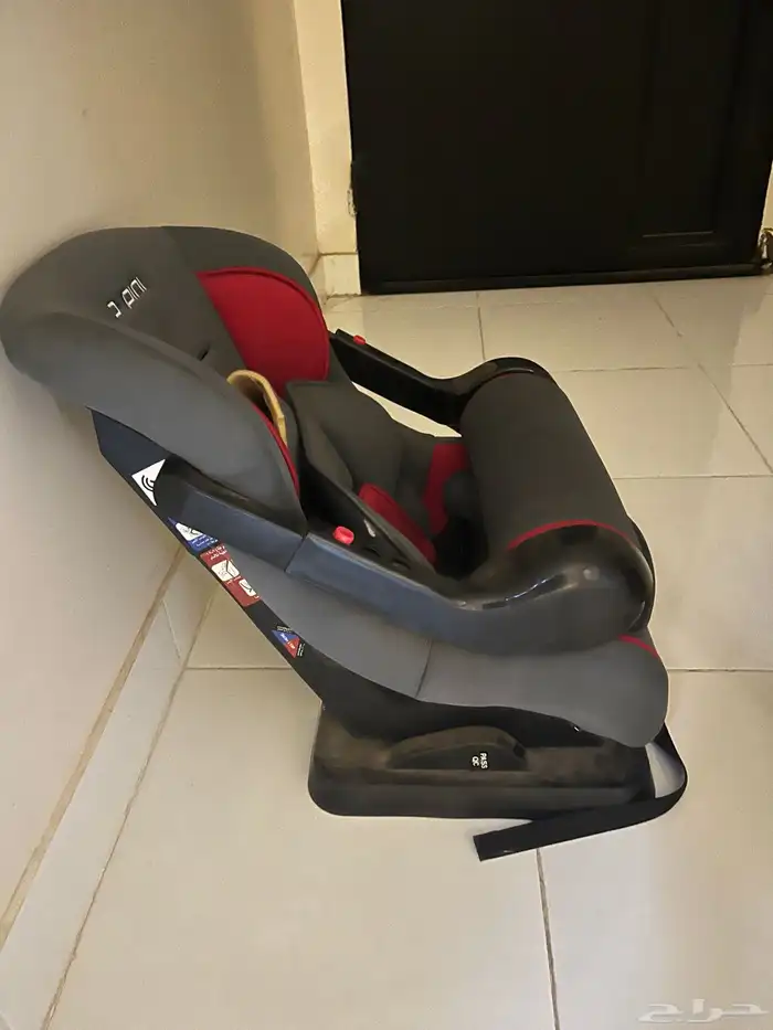 كرسي اطفال خاص بالسيارة 1