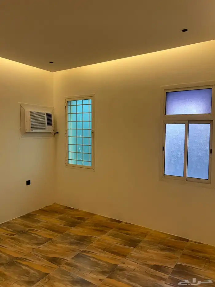 شقه دورين للايجار بحي القدس 11