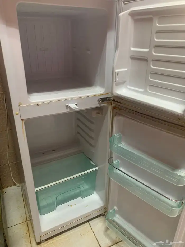 ثلاجه بارده ويبيلها فقط تنظيف 2
