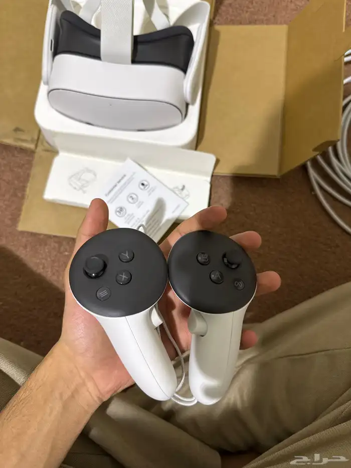 نظارة واقع افتراضي شركة ميتا كويست 3