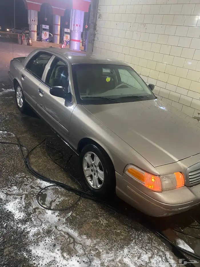 فورد كراون فكتوريا موديل 2005 للبيع 12