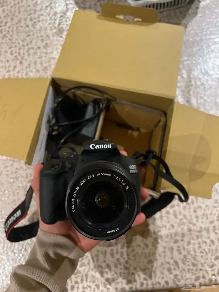 كاميرا كانون 2000D استخدام قصير جدد ا شبه جديدة مع ذاكرة 2
