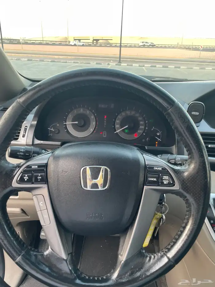 للبيع هواندا اوديسي 2013 فل كامل نضيفه 13