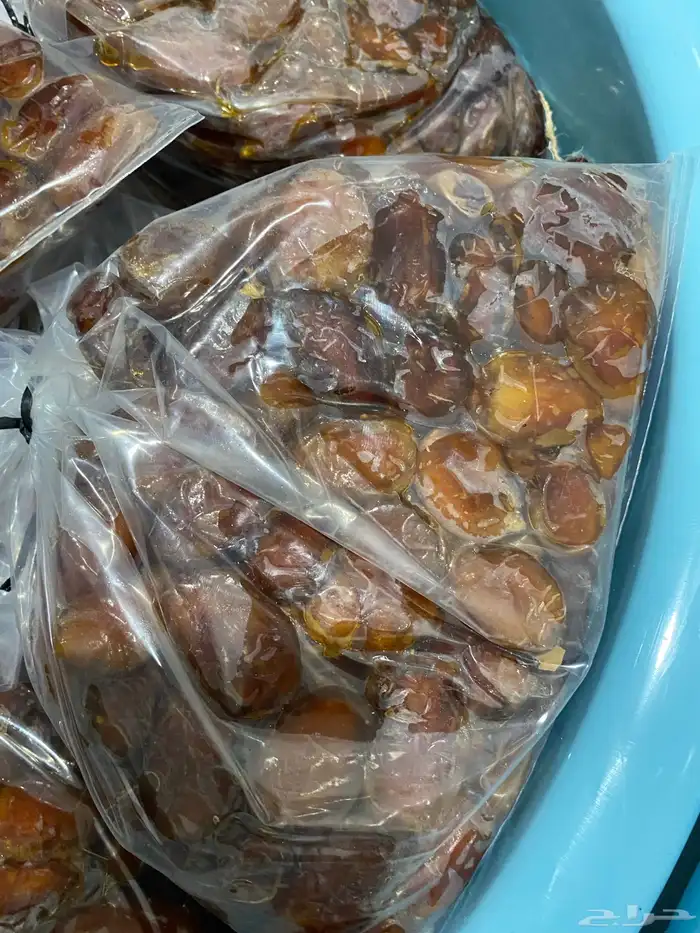 تمر لقاط مفرزن هلاليه وسكري 5