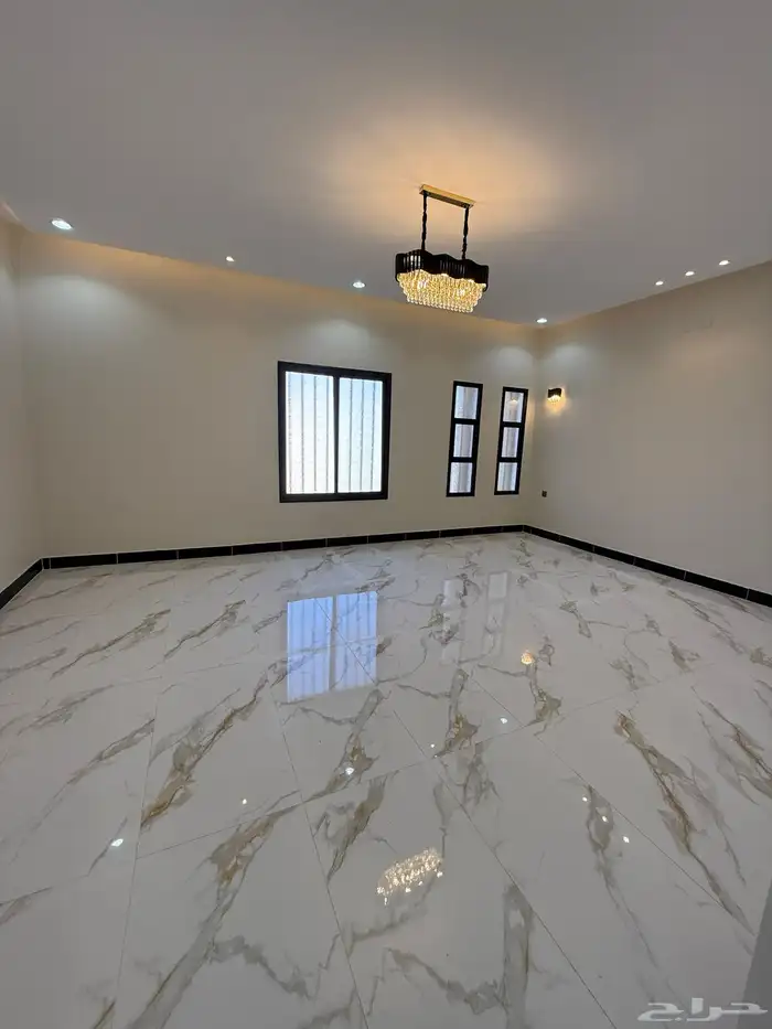 للبيع شقق علويه بمصعد وسطح خاص وبايكه شمال خميس مشيط 500الف 6