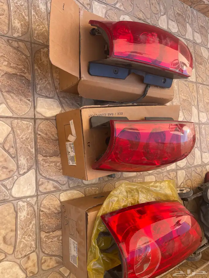 قطع غيار اصطابات يمين ويسار يوكن وكويلات كامري 4