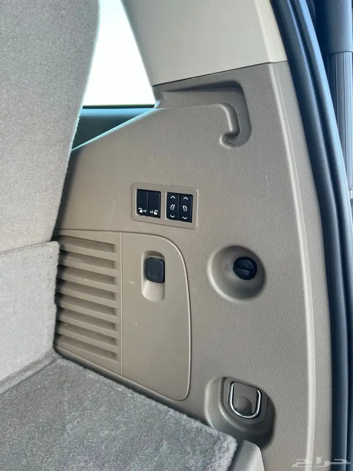 يوكن 2019 SLT فل كامل دبل 16