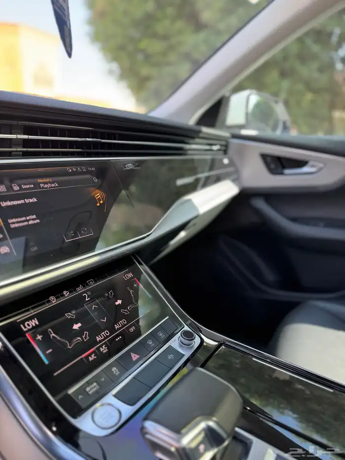 اودي كيو 8 2020 15