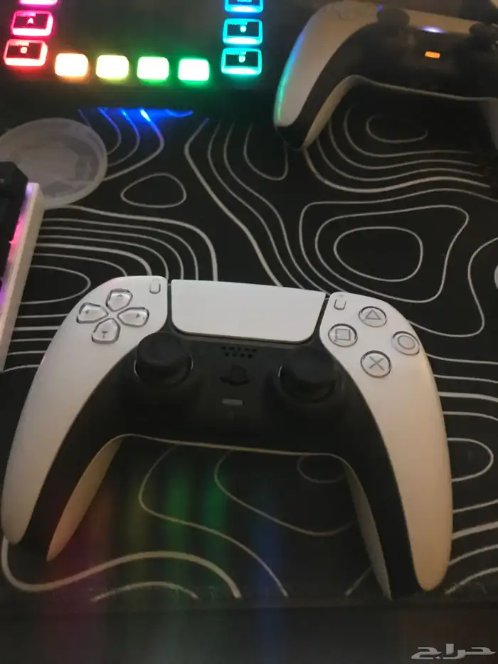 يده سوني 5 المشكله فقط ب القير به درفت خفيف ابي فيها 120 0