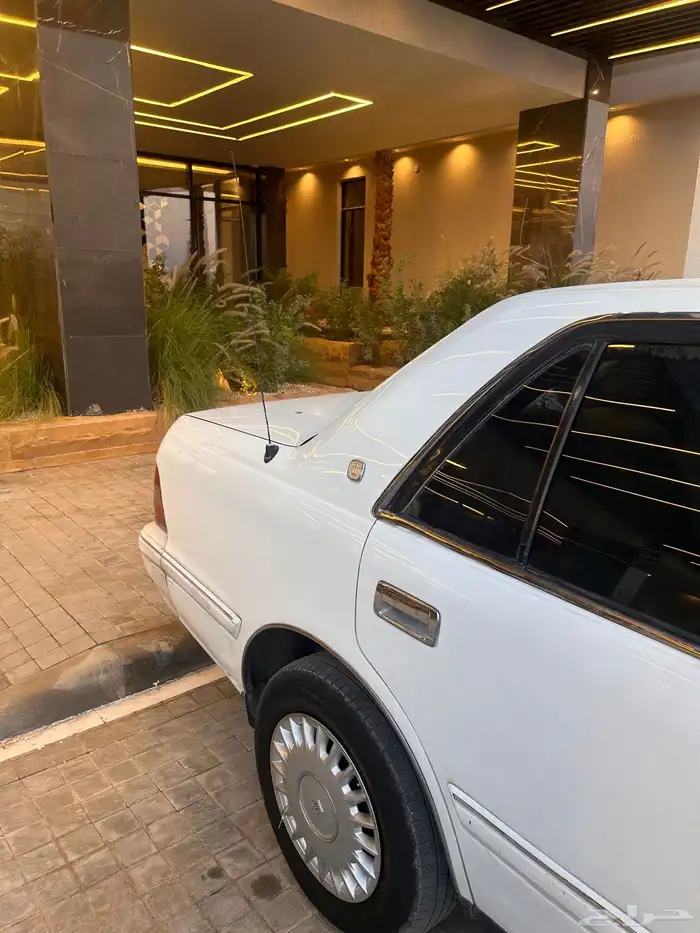 تويوتا كراون 1998 التاج للبدل او البيع 5