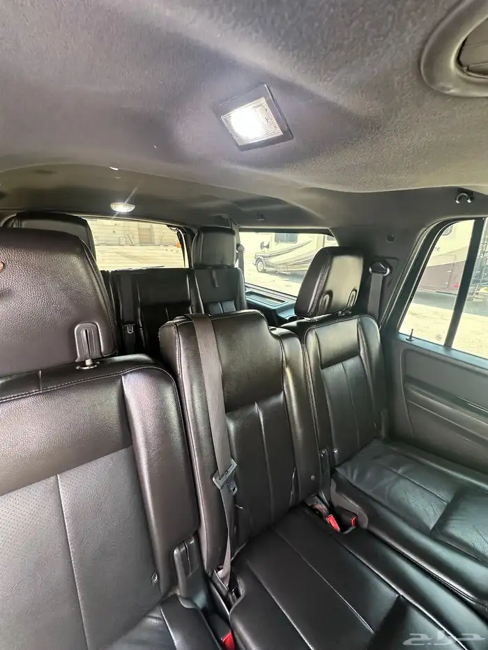 فورد اكسبدشن صالون عائلي طويل بدون دبل 3