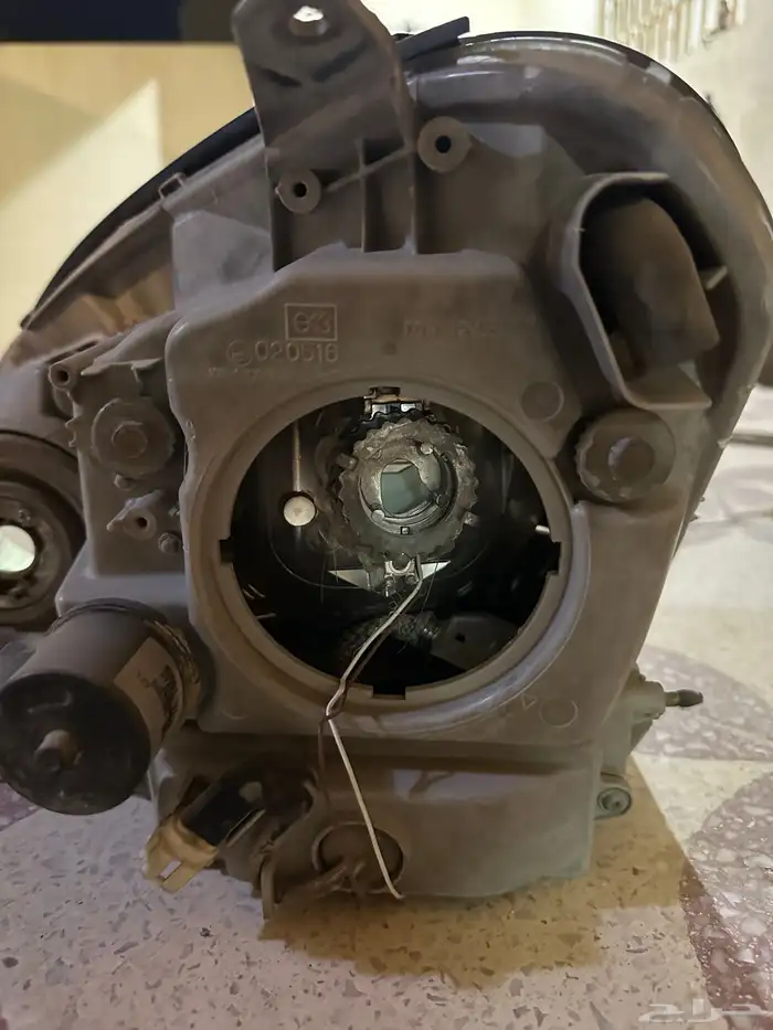 قفل شنطة لكزس ls 430 5