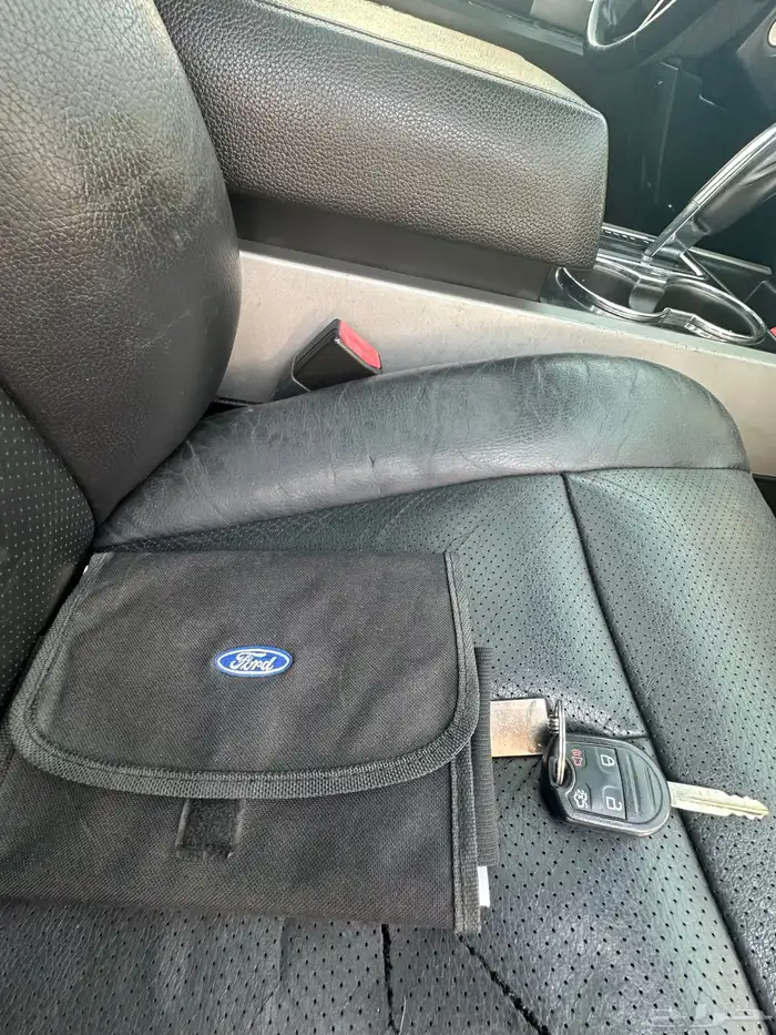 فورد اكسبدشن صالون عائلي طويل بدون دبل 6