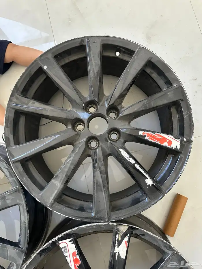 للبيع جنوط لكزس ISF اصليات مقاس 19 3