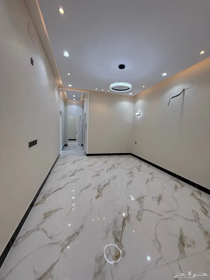 للبيع شقق علويه بمصعد وسطح خاص وبايكه شمال خميس مشيط 500الف 10