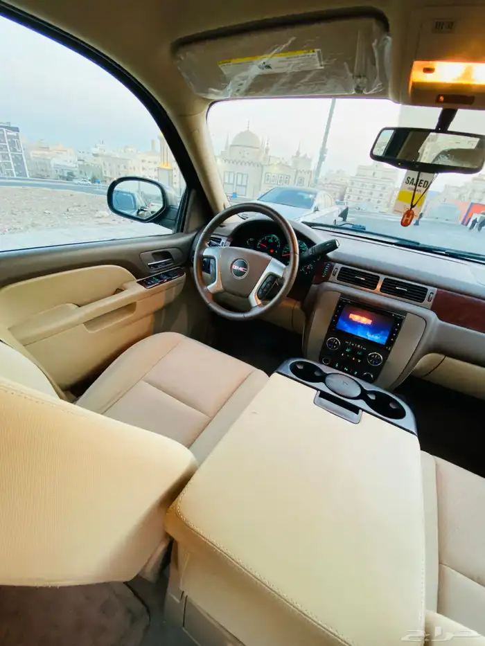 جمس يوكن 2014 مالك واحد بحاله المصنع 38