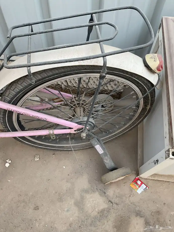 السلام عليكم عندي سيلكا للبيع 4