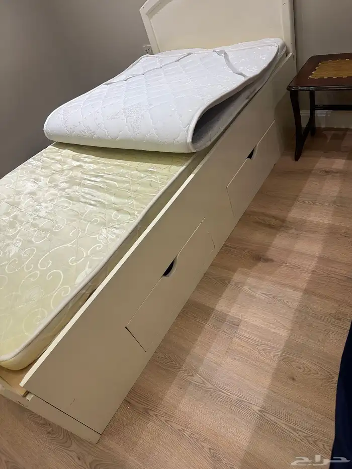 سرير نوم مفرد 1