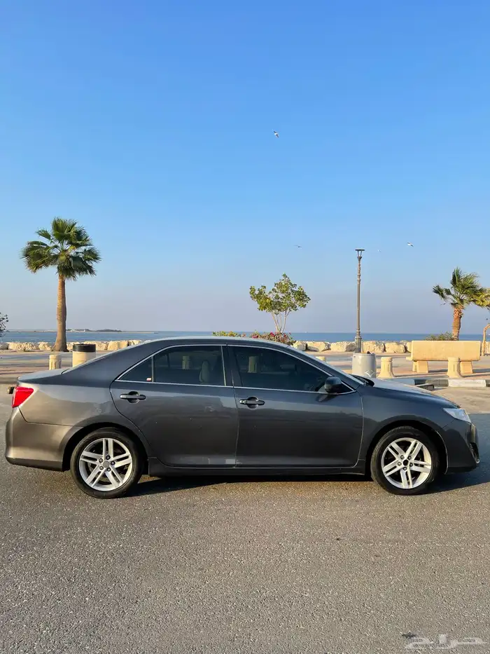 للبيع كامري 2013 12