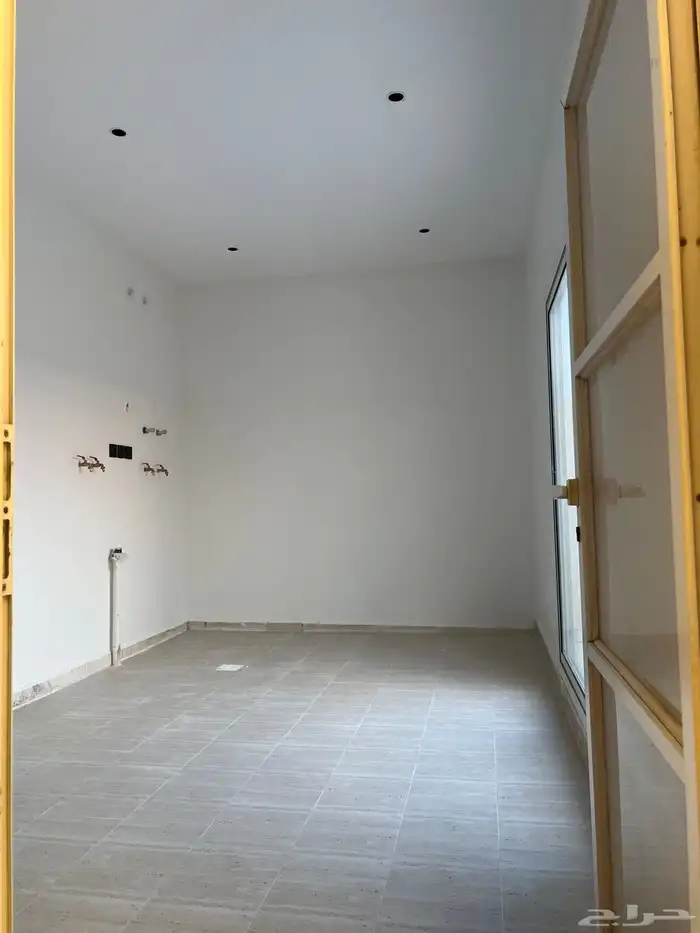 شقه دورين للايجار بحي القدس 13