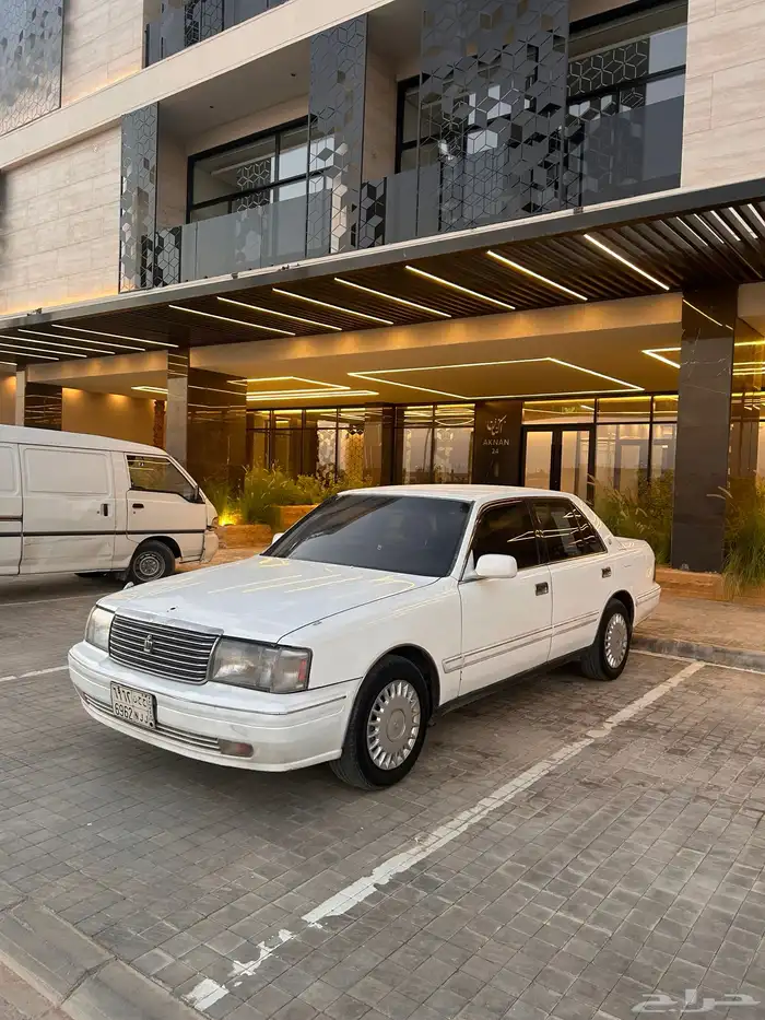 تويوتا كراون 1998 التاج للبدل او البيع 15