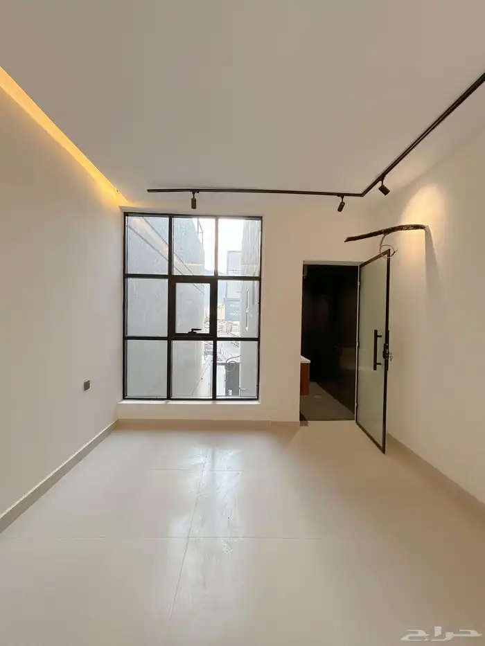 فيلا للبيع في الرانوناء داخل الحد بموقع مميز 13