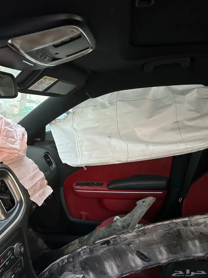 دوج تشارجر 8 سلندر 2016 مصدوم 7