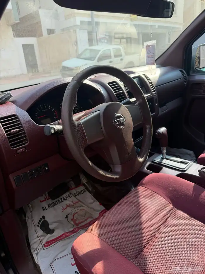 نيسان نافارا 2010 5