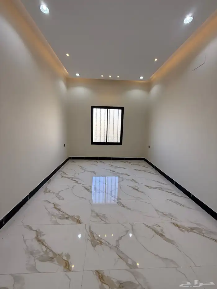 للبيع شقق علويه بمصعد وسطح خاص وبايكه شمال خميس مشيط 500الف 8