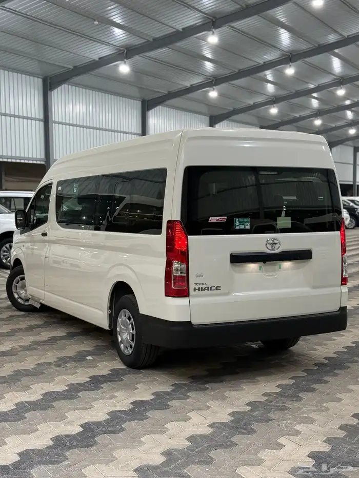 تايوتا باص ركاب 2026 ( ديزل -سقف عالي - 13 راكب ) اوتوماتيك 3