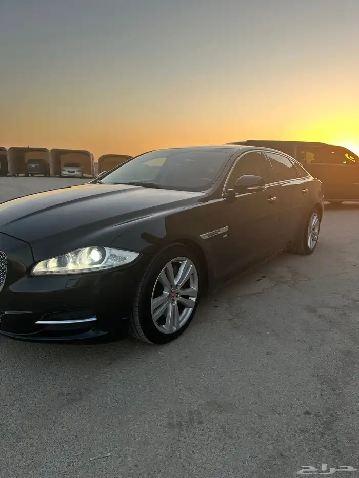 جاكوار XJL ممشى قليل 29