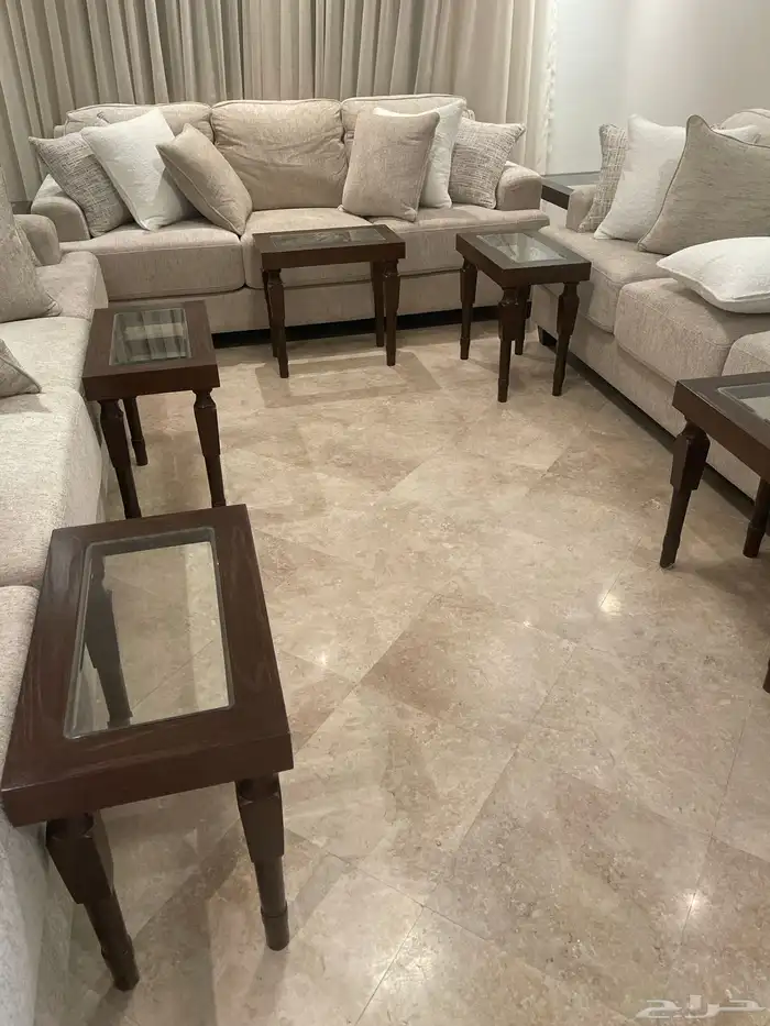 طاولات تفصيل حسب طلب 25