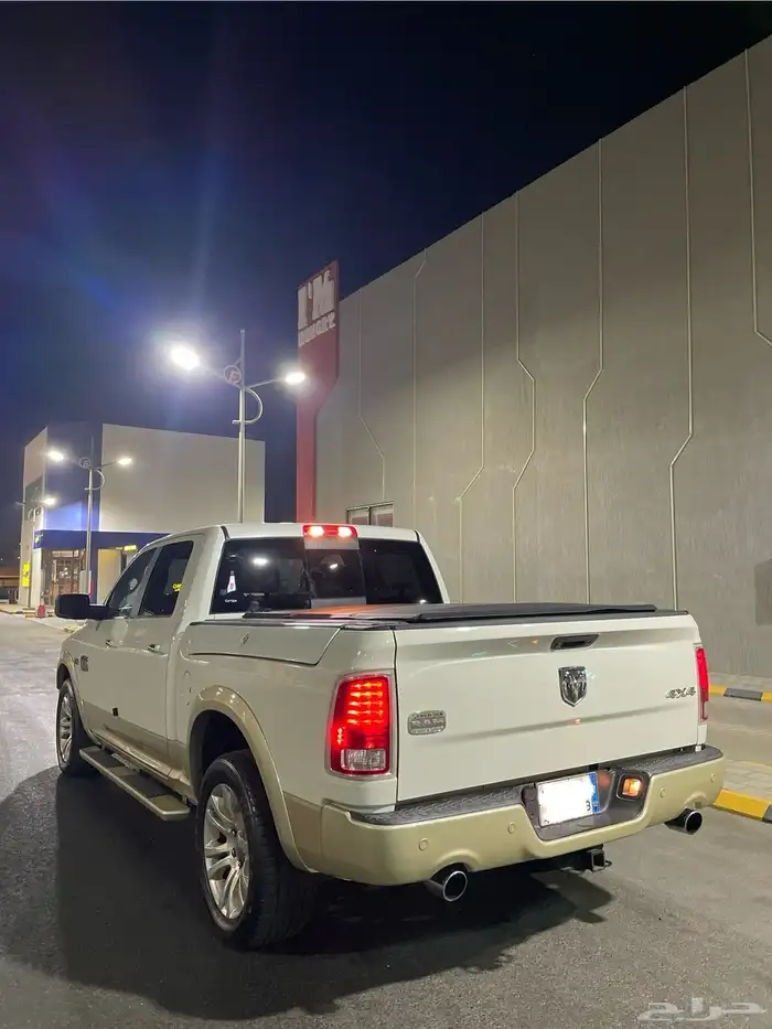 دودج رام 2017 اصدار وفئة LONG HORN 4