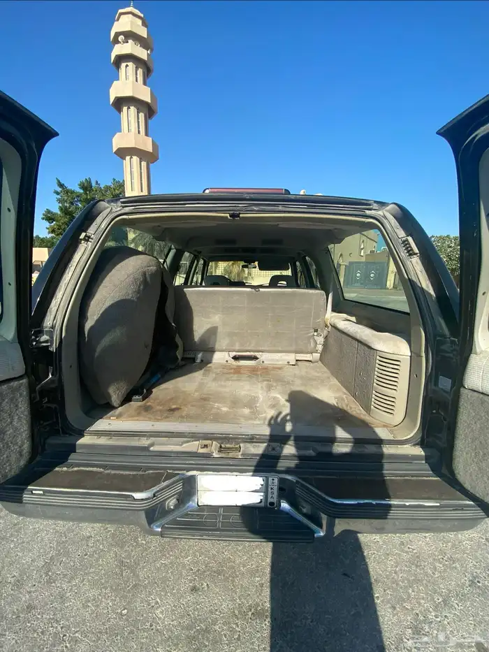 جي إم سي سوبربان 1994 فئة 2500 مكينة 350 بدي وكاله 9