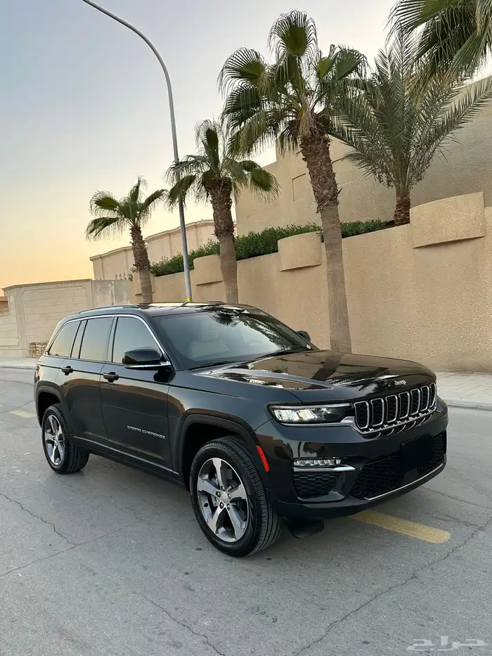 شروكي لمتد 2023 ماشي 9 الاف فقط شبه اصفار 40