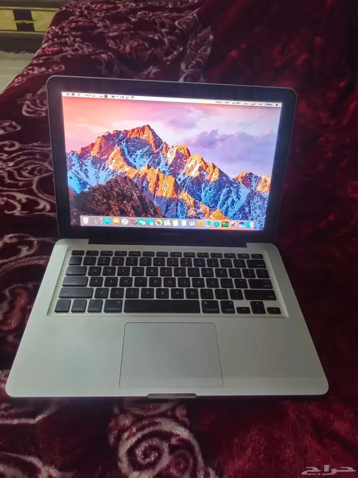 ماك بوك 2012 كور 7 جم الشاشه 13انش 3