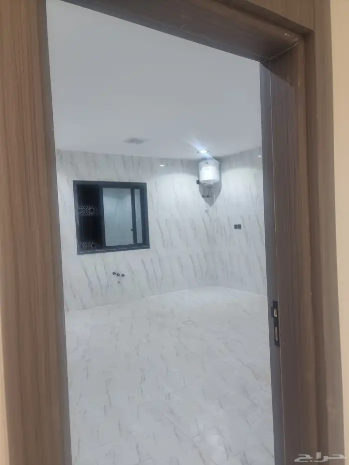 للبيع شقة تمليك ارضية حي احد 650الف شامل السعي. 7