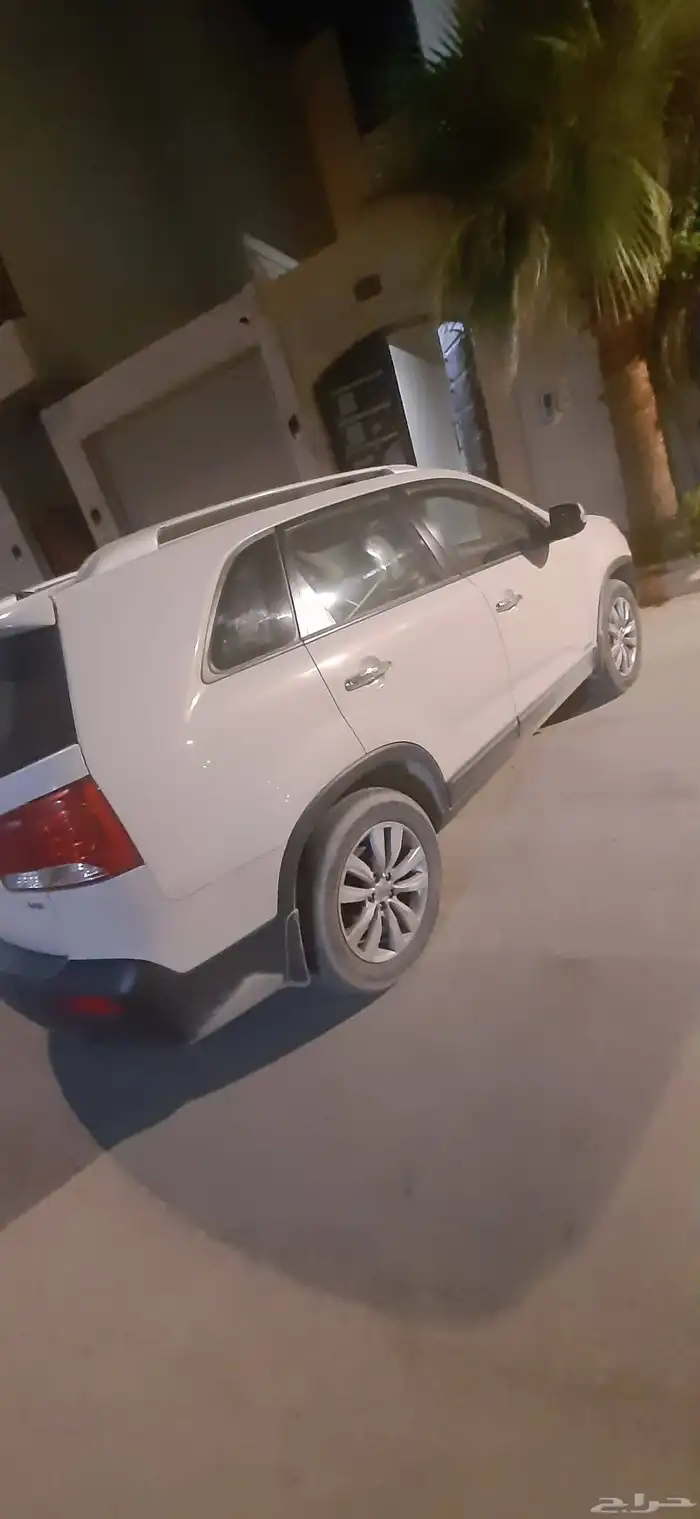 كيا سورينتو 2011 4