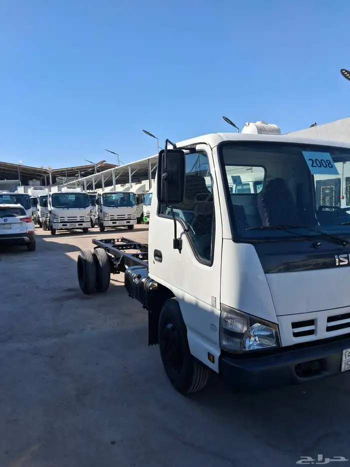 دينه ايسوزو موديل 2008 طول 5متر الممشى 458 2