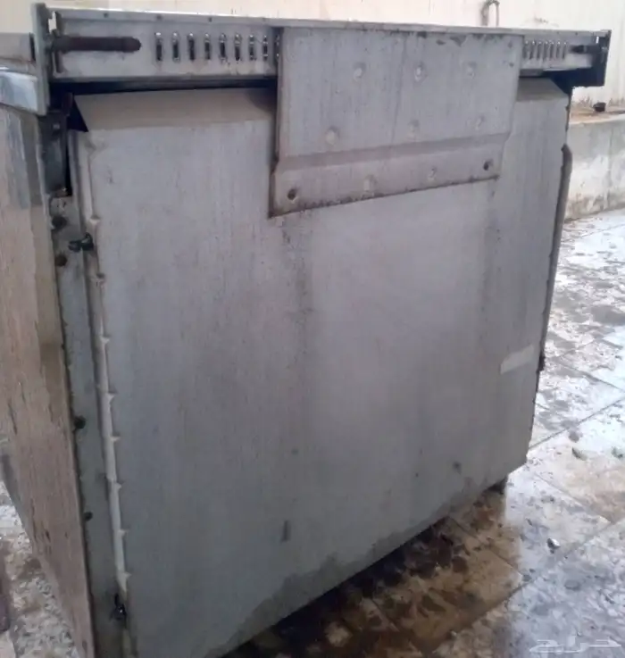 Oven for 75 riyal فرن ب75  لوفرا يحتاج رؤوس للبيع كسراب 2