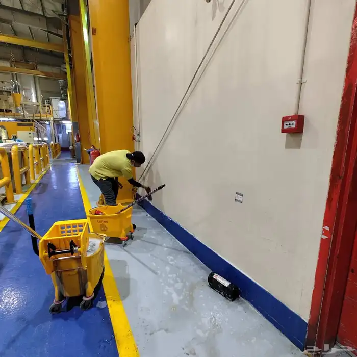 عزل خزانات تنظيف خزانات عزل خزانات المياه 0