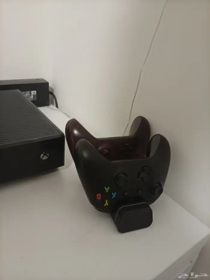 اكس بوكس ون1 شرط نضيف مع ملحقاته التواصل وتساب 1