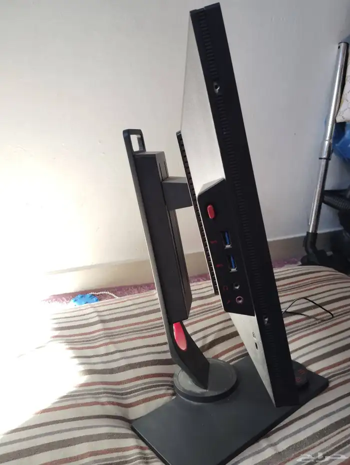 شاشة قيمنق FHD 1080P 240HZ نظيفه 1